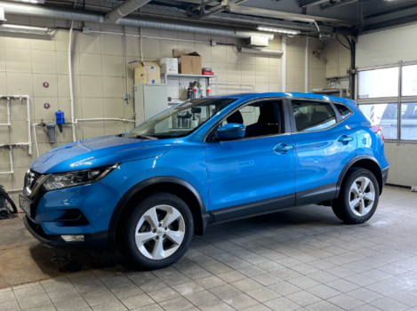Nissan Qashqai. 2.0, Вариатор, 2019 г. Бензин. Светло - голубой | Диагностика в СПб